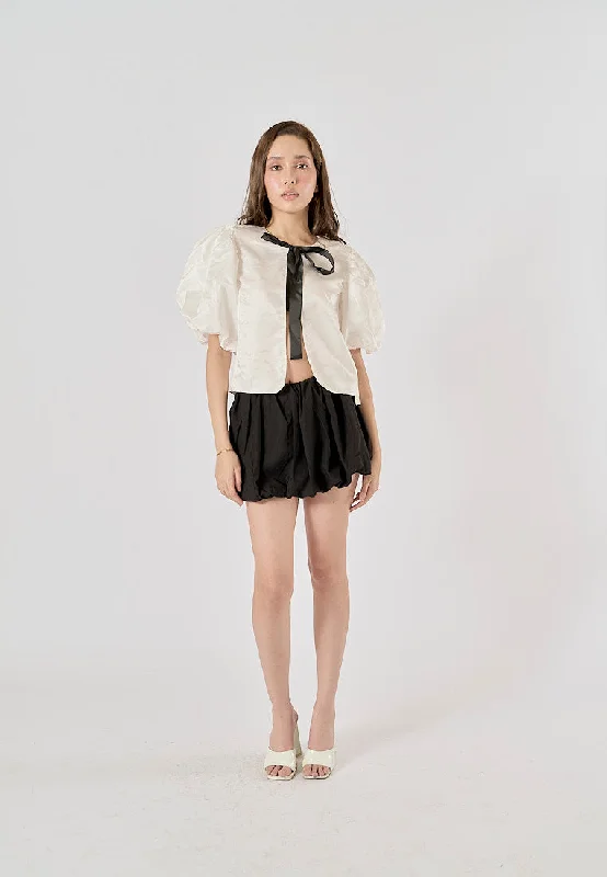 (PRE-ORDER: ETA November 10 )  Avisa Black Elastic Waist Baloon Mini Skirt