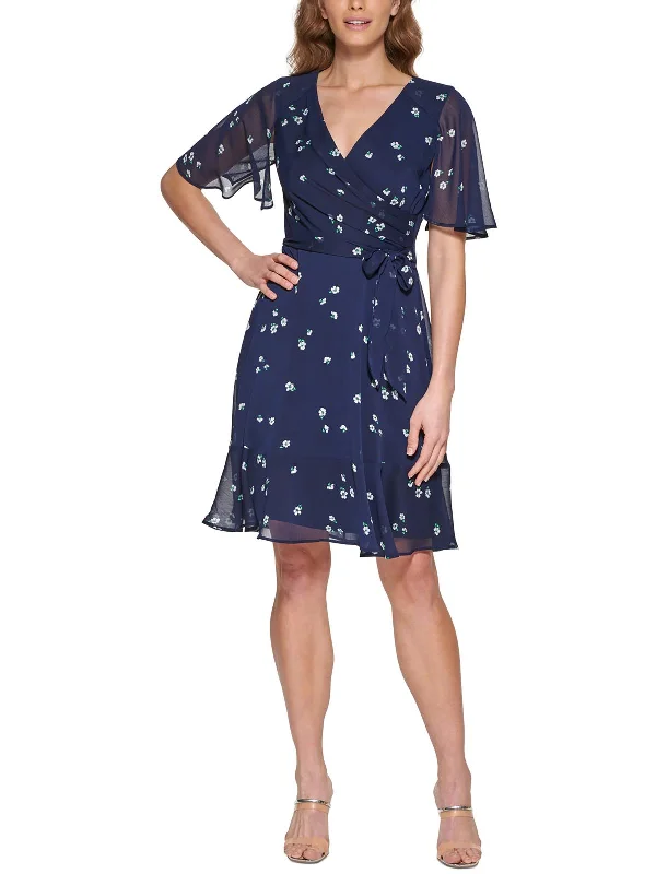 Womens Floral Print Knee Length Fit & Flare Dress